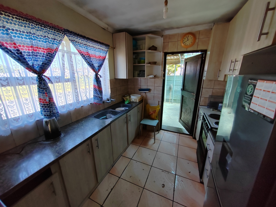 3 Bedroom Property for Sale in Hillview Western Cape